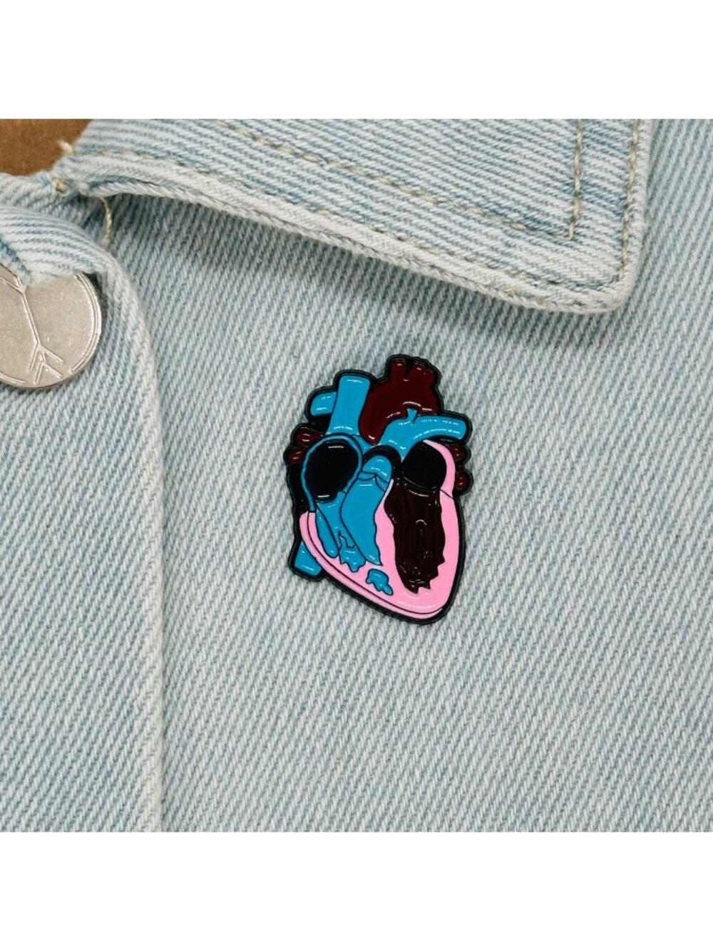 โจEnamel Pin with heart lapel - Human organ heart lapel brooch for doctorsโจ